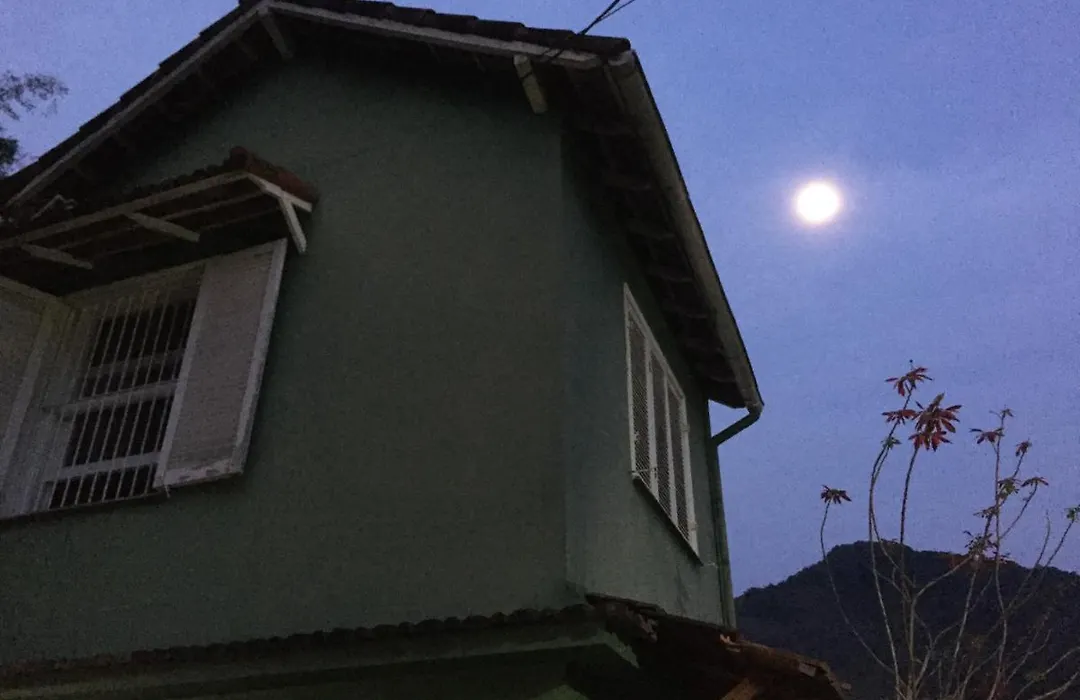 Casa Verde Em Petropolis-1